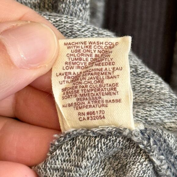 Free People Henley Snowflake Sweater Womens XS Gray Long Sleeve Knit Pullover - Picture 8 of 9